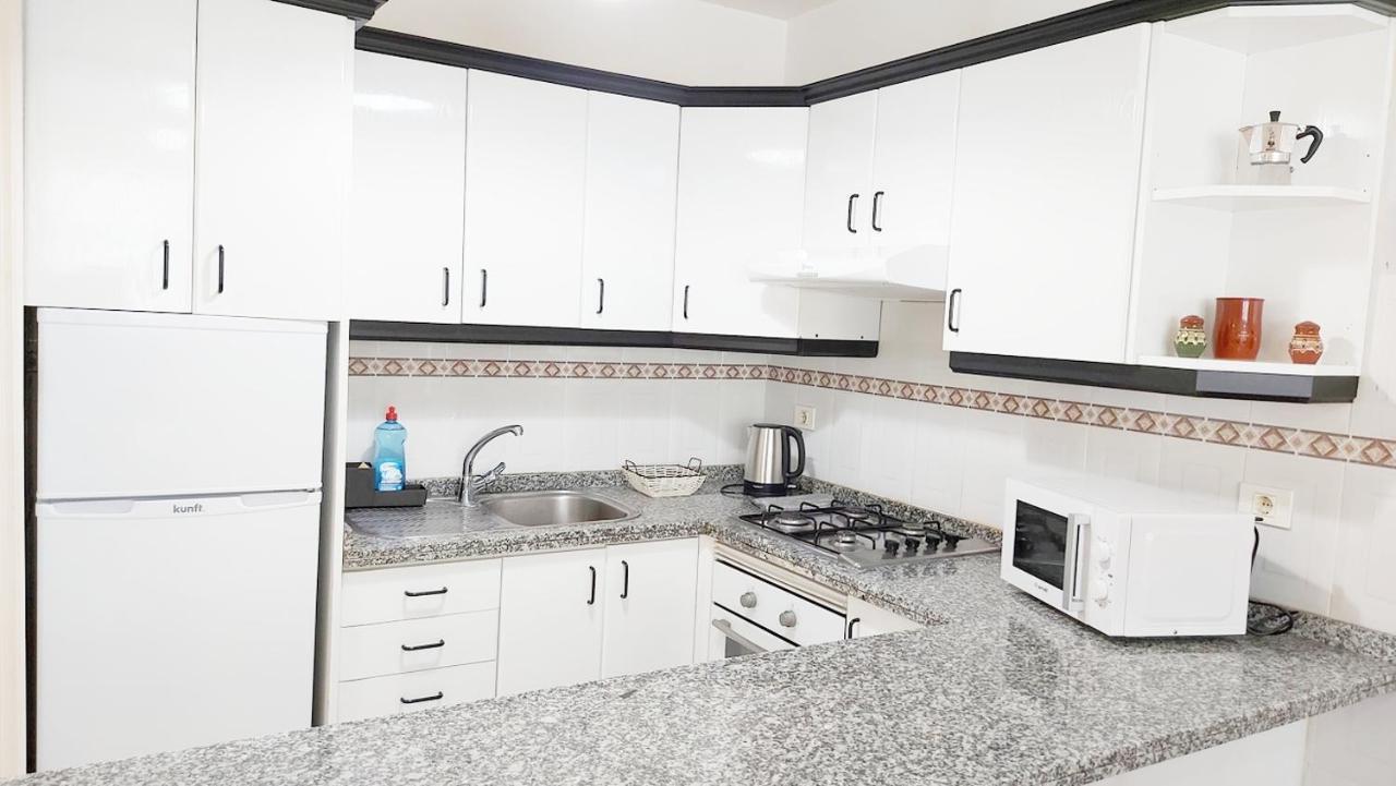 Centric 2 Bedrooms Apartment Near To The Beach - By Tenerifehints El Médano Eksteriør billede